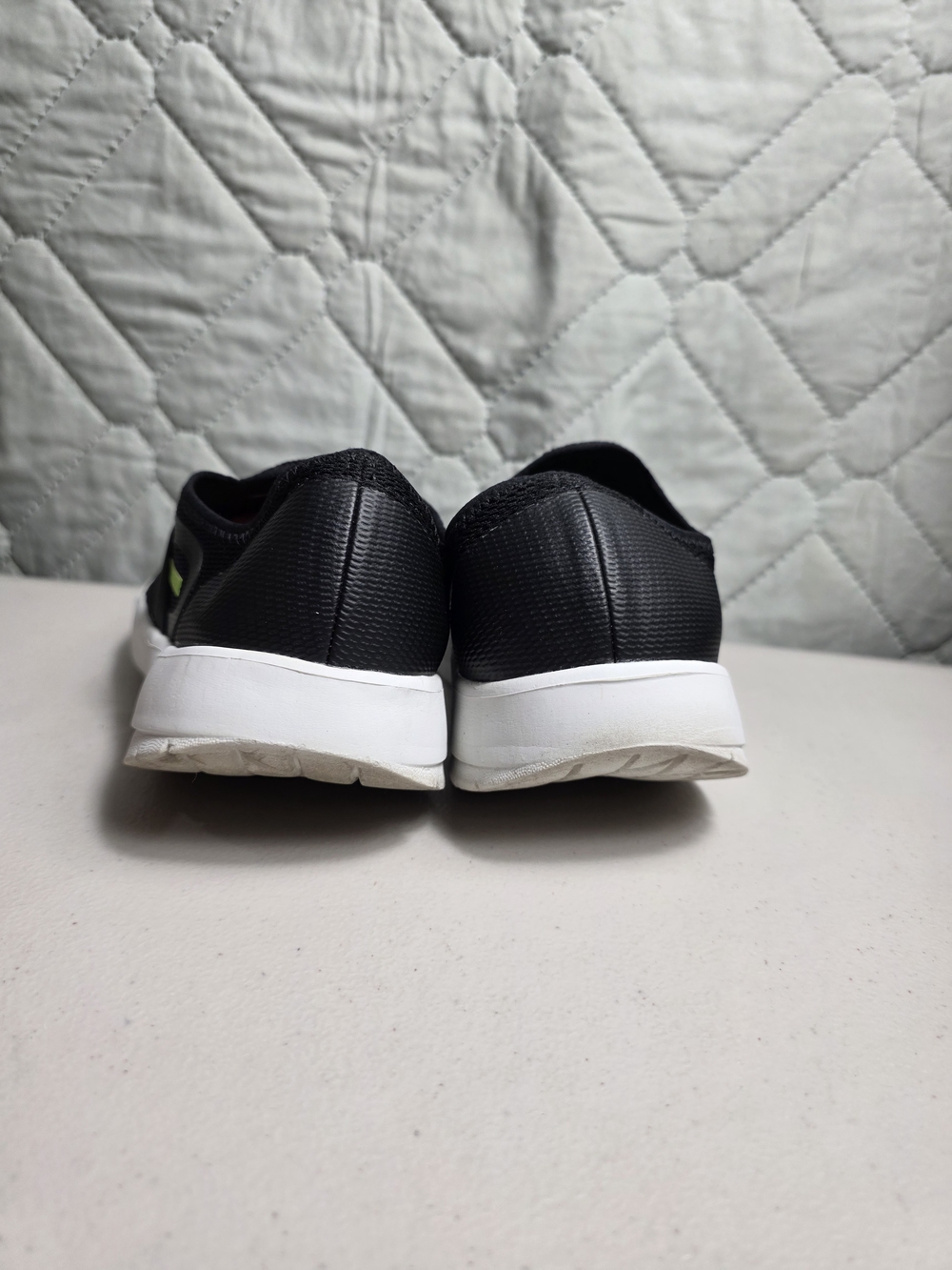 OOFOS Oomg Low Shoes Mens 8 Black Mesh Slip On Comfort Recovery Casual - Picture 8 of 8